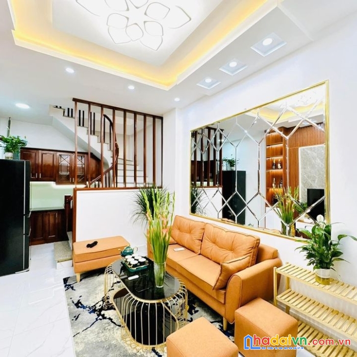 Chính chủ bán căn nhà diện tích 50m2. 5 tầng, mt 4m tại cầu diễn, 3.45 tỷ