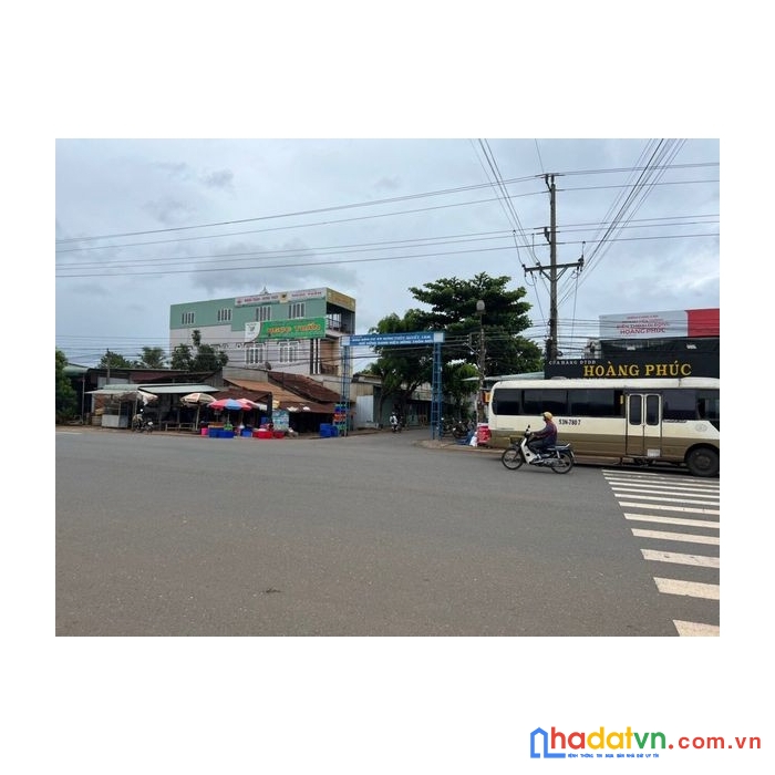 Bán măt tiền kinh doanh mỹ phước đường d1 giá 2 tỉ