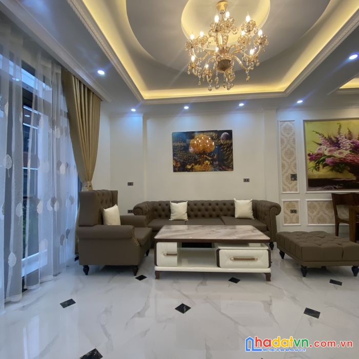 Bán nhà khu lương thế vinh 40m2x5t, ô tô, thang máy, hơn 6 tỷ