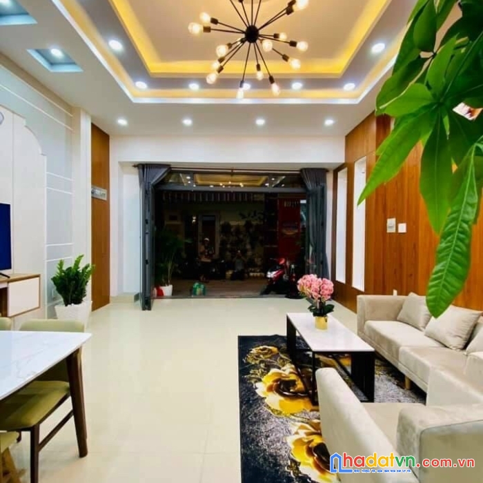 Đẹp, kiên cố, hoàng hoa thám, 5.1 x 9m, 3 lầu, 5.7 tỷ, bình thạnh