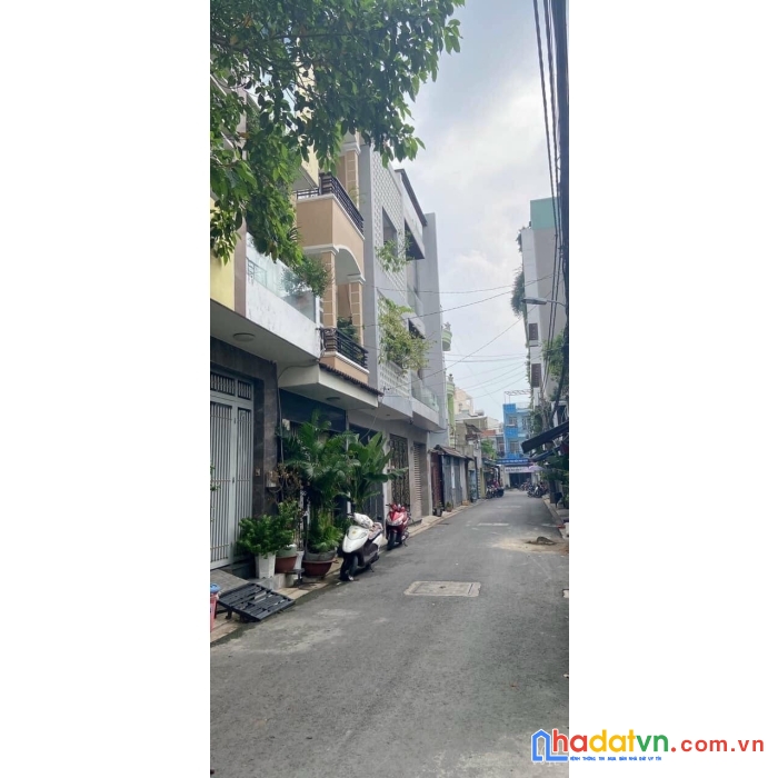 Bán nhà 4 tầng, văn cao,52m2, hẻm xe tải, gí rẻ.