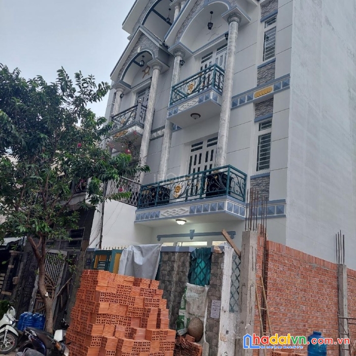 Nhà hxh hương lộ 2 hẻm nhà giàu ,khu bệnh viện bình tân, ngang hiếm 5 x 13, 4 tầng .giá chỉ 6 tỷ 5