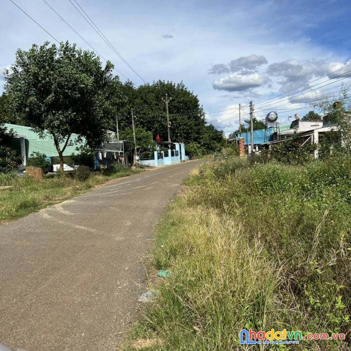 Đất khu dân cư gần kcn giá chỉ 399tr dt 250m2 , mt 18m