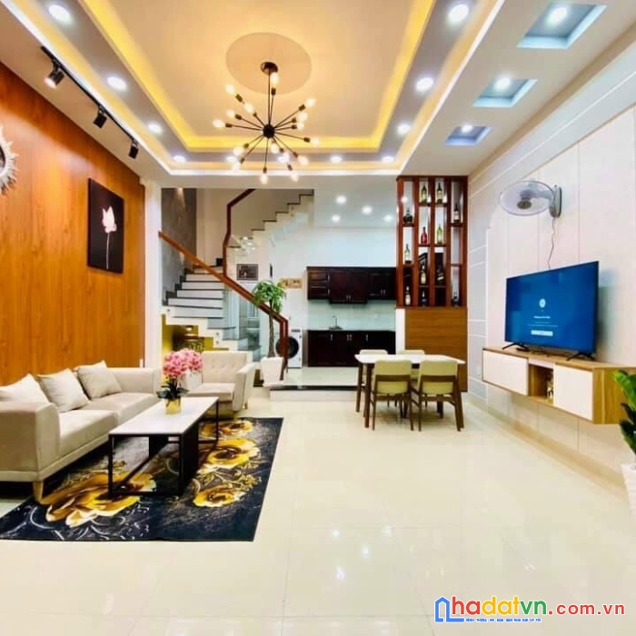 Đẹp, kiên cố, huỳnh văn bánh, 5.1 x 9m, 3 lầu, 6.1 tỷ, phú nhuận