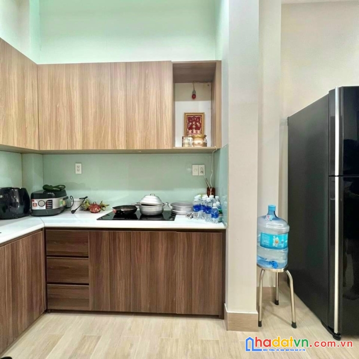 Hẻm 3.5m, cách mạng tháng tám, 3.6 x 12m, 2 lầu, 6.1 tỷ, tân bình