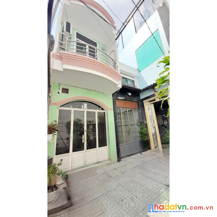 Nhà trệt,lầu bẻm âu dương lân p3q8. giá 2 tỷ 640 triệu