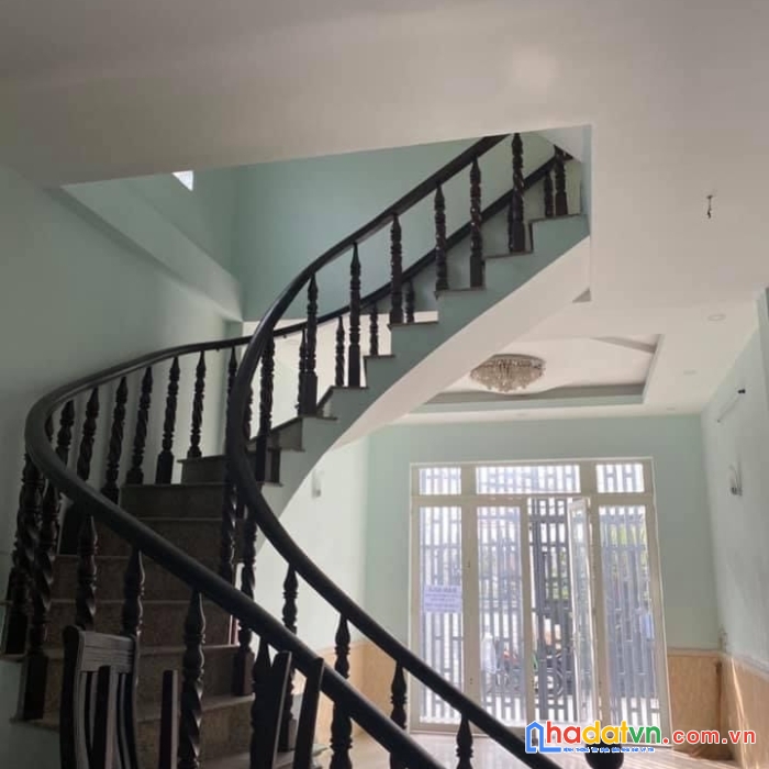 Nhà hẻm xe hơi bình thuận - gần tt tp.hcm - dt 56m2 - chỉ 6ty6 còn tl