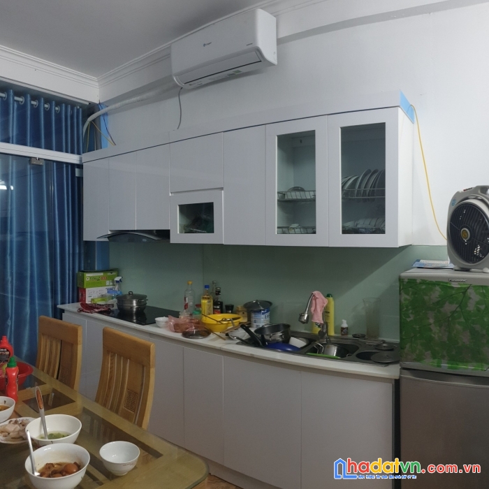 Chính chủ bán nhà mặt ngõ quan thổ 1-tôn đức thắng, 38m2x4t, mt 3.8m, 7.7 tỷ