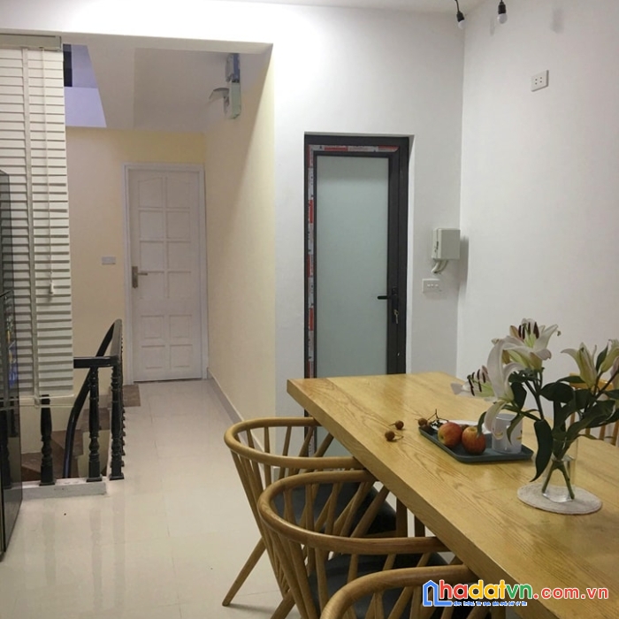 Bán nhà ngô thì sỹ, hà đông, nhà mới đẹp ở ngay, bãi ô tô ngay trước nhà, 42m2, giá rẻ 3.8 tỷ