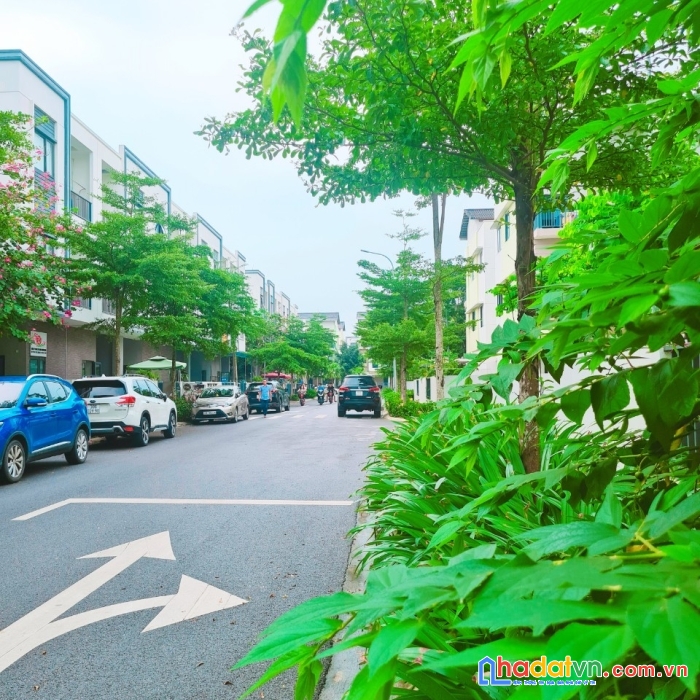 Chính chủ bán căn biệt thự song lập khu đô thị centa vsip đẹp, rẻ