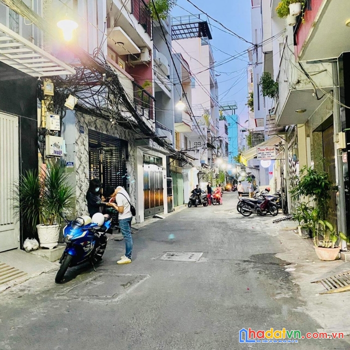 Lê văn sỹ-phường 12 -quân 3 hẻm xe hơi quay đầu 40m2 kinh doanh