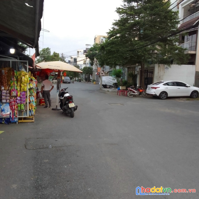 Nhà đẹp ở ngay  - ngang chuẩn 5m - xe hơi đậu sát nhà - hiệp bình phước- thủ đức, dt 50m, chỉ 4.2