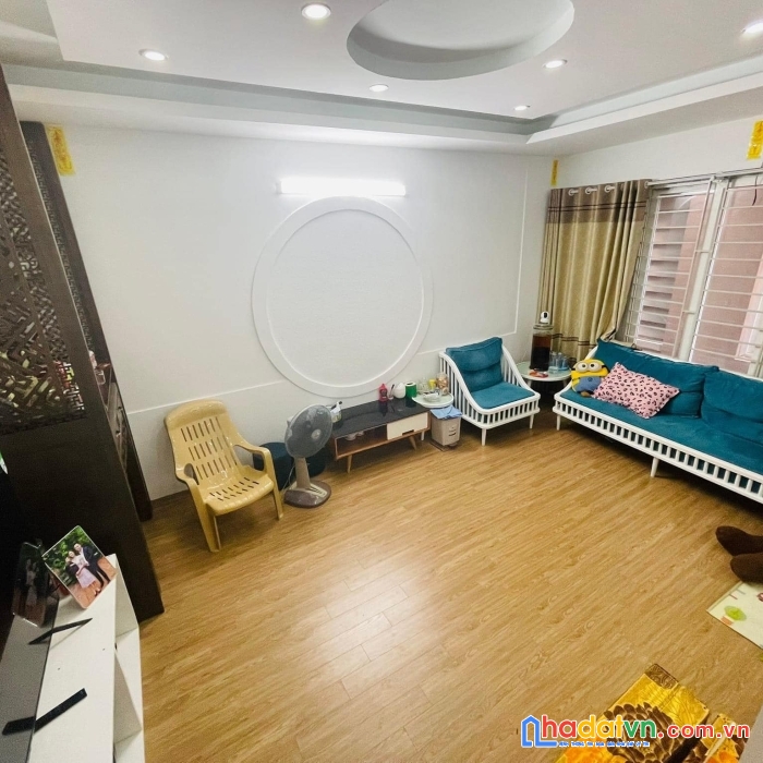 Bán nhà xuân la-đi bộ ra hồ tây-cách phố 80m-ngoại giao đoàn-chỉ 3 tỷ
