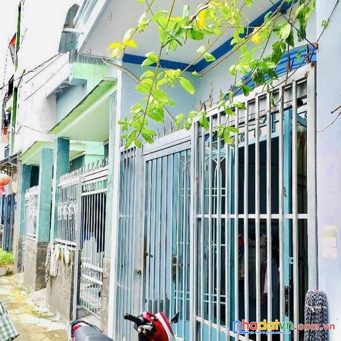 Nhà đẹp cấp 4 còn mới. sát mặt tiền đường số 7, p.linh trung, thủ đức