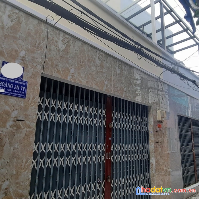 Bán gấp nhà riêng lũy bán bích, 2 tầng, 60m2 chỉ 5xtỷ.