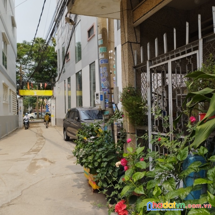 Bán đất lô góc 68m2, tặng nhà cấp 4, p. trung dũng biên giá 3tỷ150triệu,rẻ 350 triệu