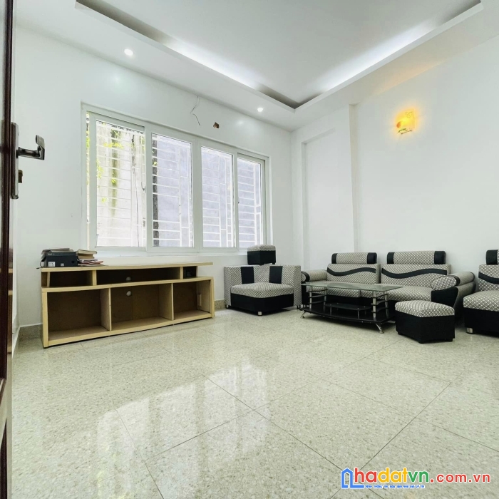 Bán nhà phố trạm, long biên 56 m2 * 5 tầng * 4 tỷ công năng hoàn hảo, ở sướng luôn