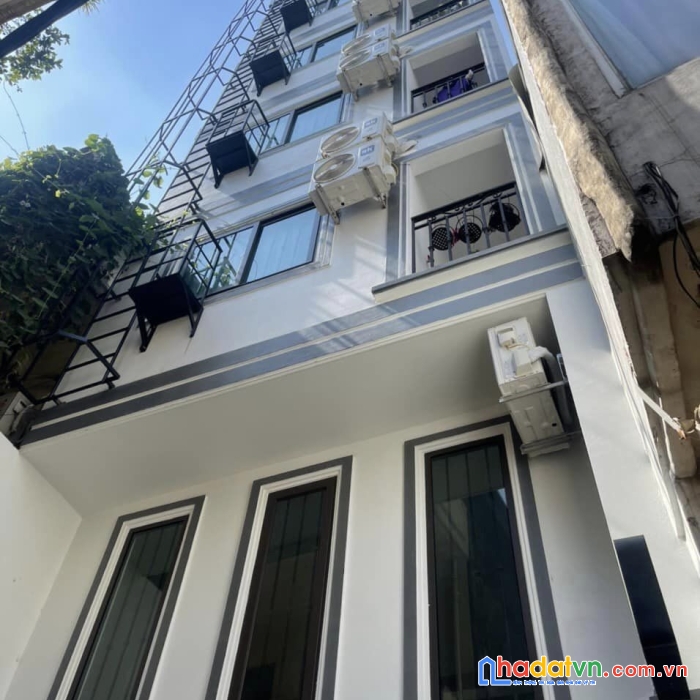 Ngõ  hòa bình,khâm thiên,đông đa,chung cư mini,155m2,8 tần 37 phòng full nội thất.giá 23.28 tỷ