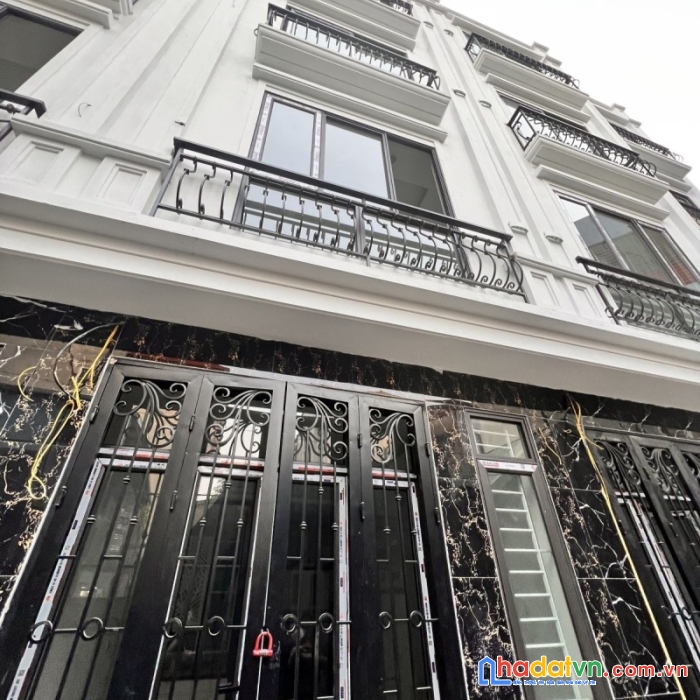 Bán nhà siêu rẻ siêu hiếm trung tâm hà đông nhà 5 tầng mới chỉ 3tỷ1