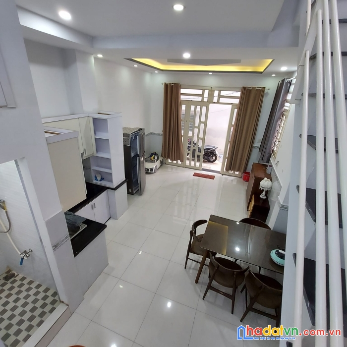 Bán nhà mới, trung tâm quận 7 lê văn lương, cách mặt tiền chỉ vài chục mét, giá 4,1
