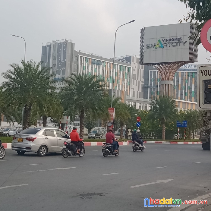 Nhà đẹp tây mỗ nam từ liêm. 33m2 x 5t giá chỉ 3.5 tỷ. gần vinsmart city tây mỗ, sẵn dọn về ở ngay.