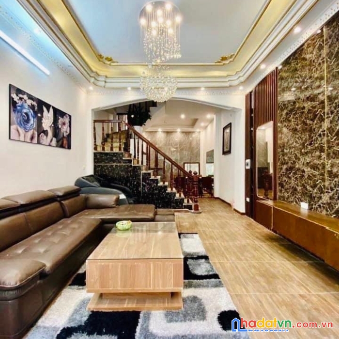 Hàng hiếm, 2 thoáng trần duy hưng, ngõ 3m, thông, ở luôn, 45m x 5t, 4.5 tỷ
