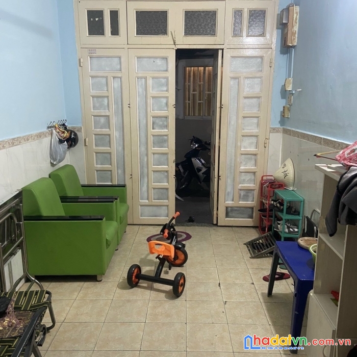 Bán nhà bùi viện vip quân1 dt 25m 3 tầng giá nhỉnh 3 tỷ khu phố tây
