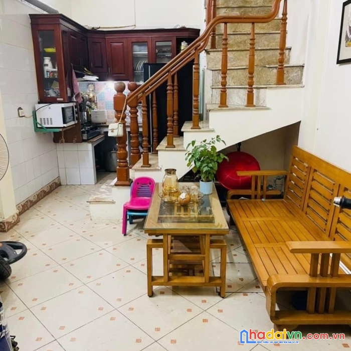 Bán nhà quận hoàng mai, phố nguyễn đức cảnh, dân xây, ở ngay, 30m2x4 tầng, chỉ 2.8 tỷ