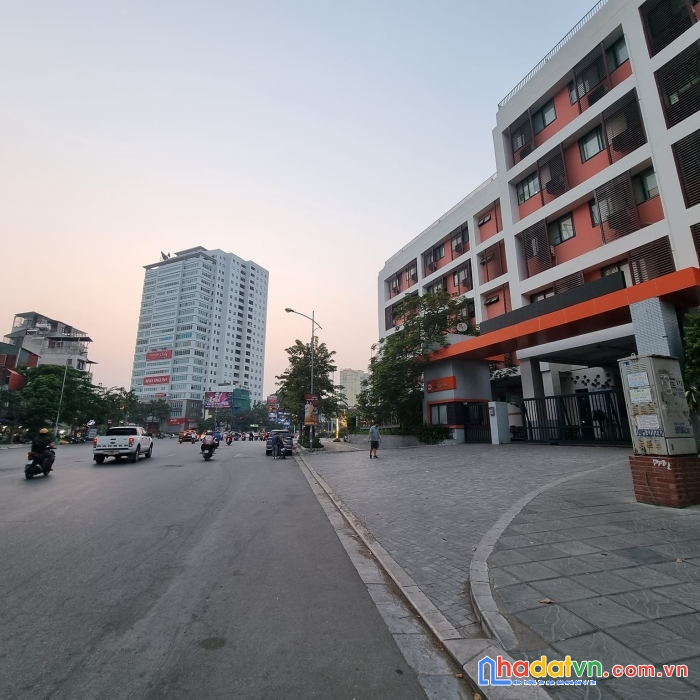 Hiếm có mặt phố tây hồ 65m2 6t 19 tỷ lô góc, vỉa hè, kinh doanh 0912288365.