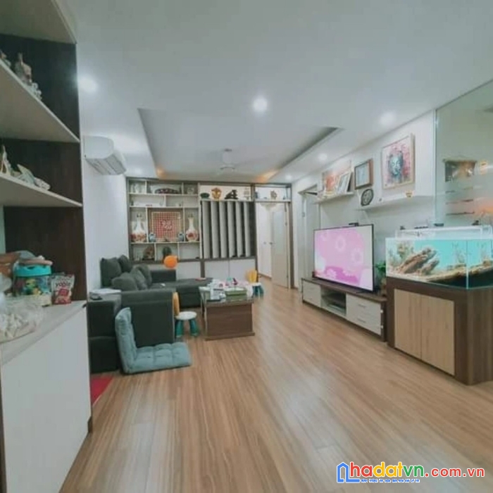Bán căn hộ chung cư cao cấp yên hòa - cầu giấy, diện tích 89m2, 2 ngủ rộng, tặng toàn bộ nội thất.