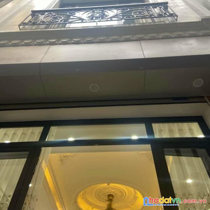 Bán nhà đẹp trung tâm quận đống đa 52m2 4 tầng mt: 4.3m 4 ngủ giá 7,5 tỷ chủ tặng fun nội thất