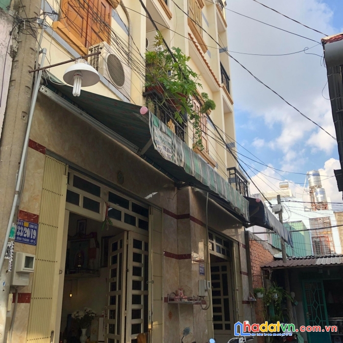 Bán nhà  bình thành,bhhb,bình tân 32m2 - 3 tầng chỉ hơn 1 tỷ.