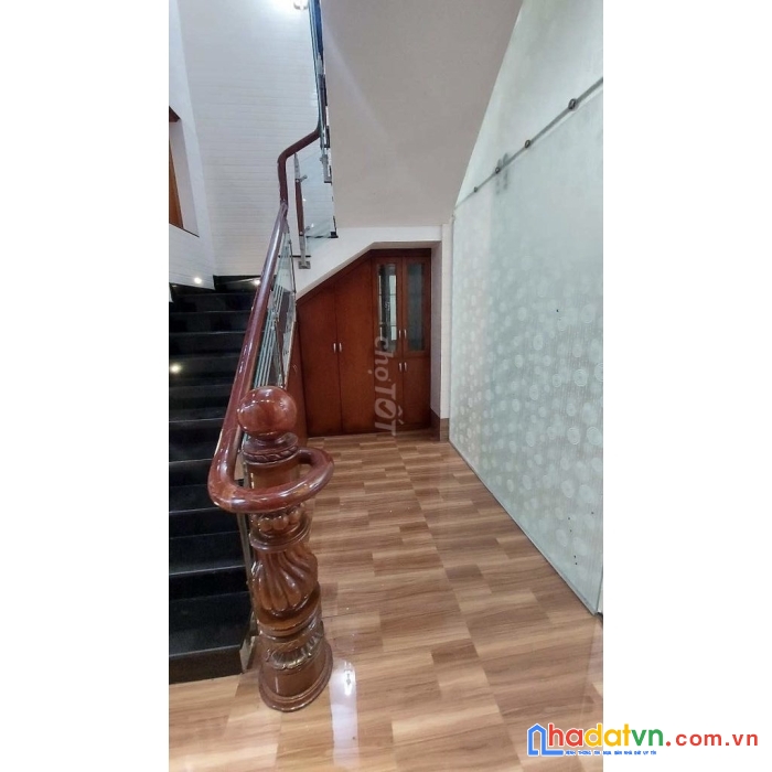 Chính chủ cần cho thuê nhà nguyên căn mặt tiền đường phạm hùng nối dài