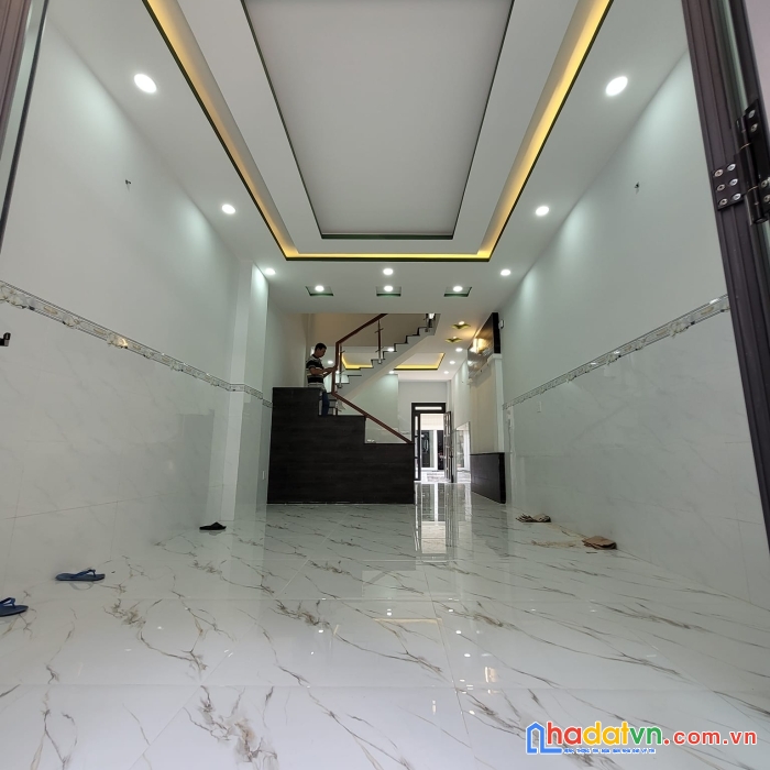 Chủ giảm sốc 1 tỷ -nhà thoại ngọc hầu-ô tô vào nhà-80m2-4 tầng-4x20m-nhỉnh 8 tỷ.
