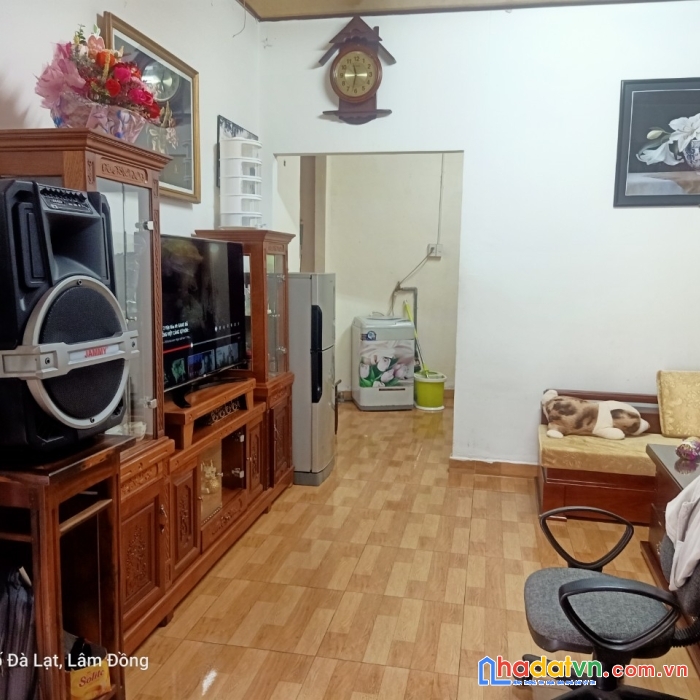 Ngộp ngân hàng.... chỉ 6 tỷ sở hữu ngay căn nhà srxd mặt tiền đường lớn 2 xe ô tô né nhau
