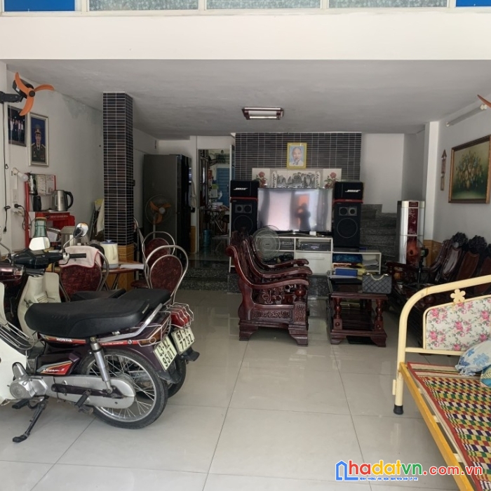 Vỡ nợ cần bán gấp nhà góc ngã 4 hòa khê, 167m2, ngang 8m, giá chỉ 8.9 tỷ tlcc