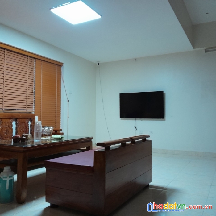 Cho thuê chung cư nhiều lộc tại tầng 10-oct 5a tầng 10 - khu đô thị mới resco cổ nhuế , quận bắc