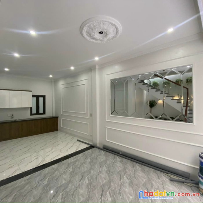 Vỡ nợ đẩy ngay - trung tâm ba đình - chính chủ vĩnh phúc - 5 tầng - 55m - mượt mà 5.9 tỷ 

