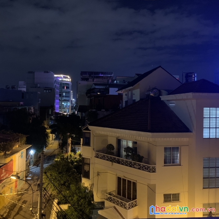 Nhà đẹp khu sang mt nguyễn đình chính, pn dt 4,2x9,1m sàn 138,2m2 kc 4 tầng+st chỉ 13 tỷ o934056887