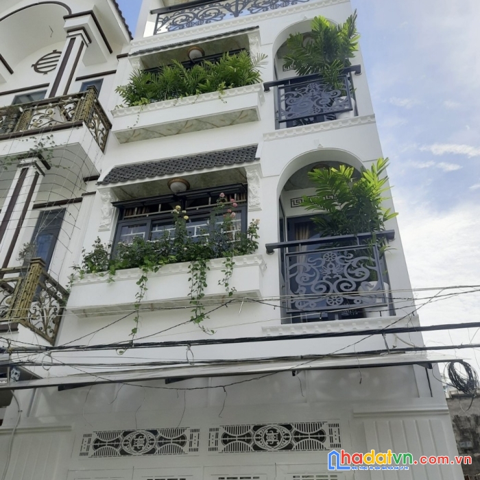 Nhà xây mới bao đẹp, tân chánh hiệp, quận 12 - 54m2, 3 tầng 4 pn - hẻm ô tô, nhỉnh 5 tỷ