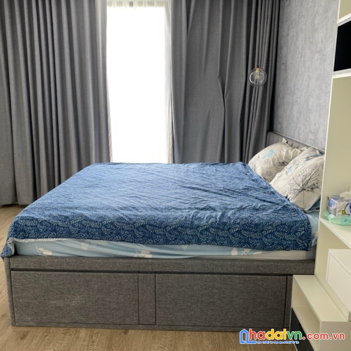 Bán căn hộ gốc tại royal city nguyễn trãi 2 phòng ngủ