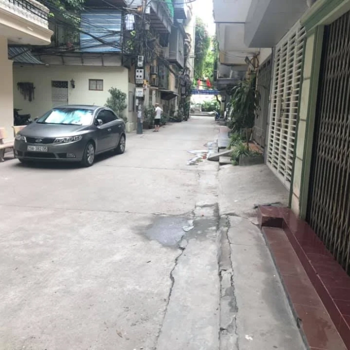 Siêu phẩm ba đình-nhà đẹp-20m oto đỗ-ngõ thông-ba gác tránh-lô góc-32m2 chỉ 3,7tỷ. 