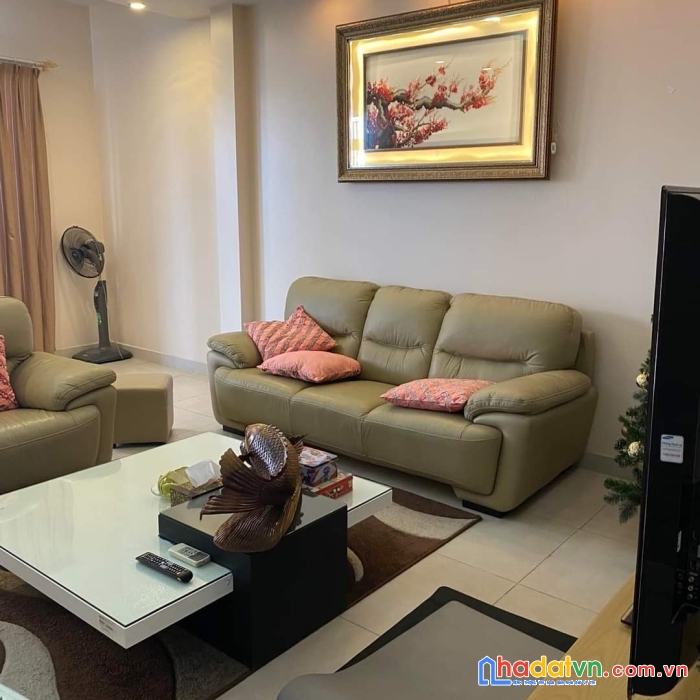Bán nhà trung tâm tây hồ view hồ tây dt115m -7 tầng –thang máy - ôtô - kinh doanh.