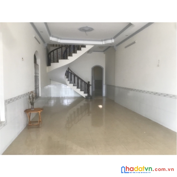 Cho thuê mặt bằng 1 trệt 2 lầu 90m2 đường 30/4, tp vũng tàu