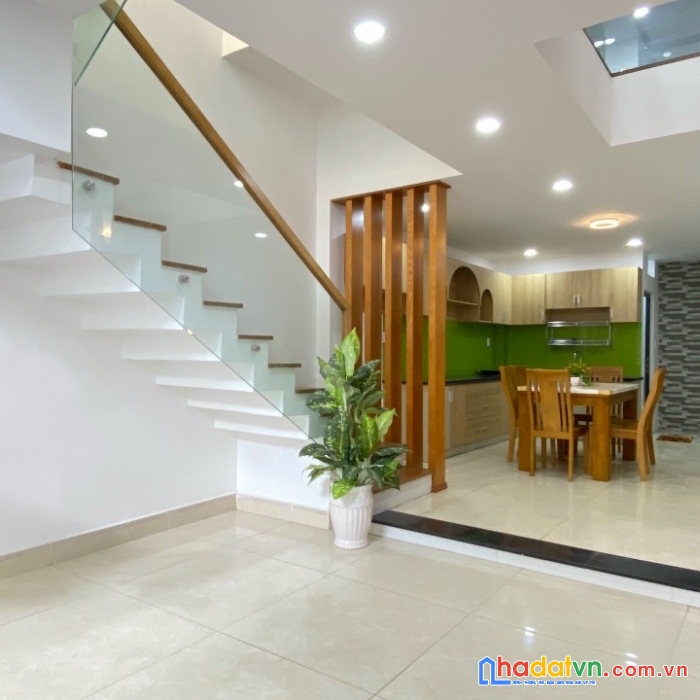 Siêu hót: mbkd 65m2, tp dĩ an, nhỉnh 5 tỷ