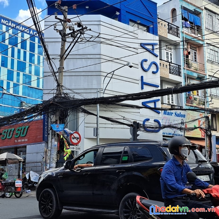 Bán nhà biệt thự quận 3, chỉ 24 tỷ. cmt8, 4 tầng, 179m2, ngang 8.5 x 26