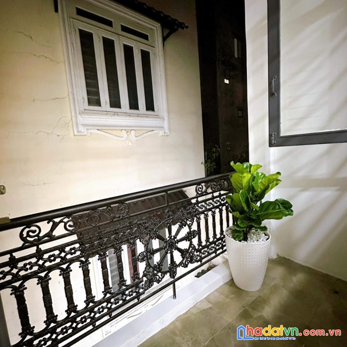 Bán nhà đẹp ngay phan đăng lưu -- đầy đủ công năng - 3tầng-3pn-4wc-ngang khủng 5,4m-nhỉnh 5tỷ