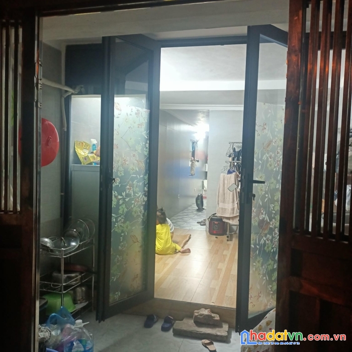 Nhỉnh 1 tỷ có ngay nhà tt hoàng đạo thành 45m vài bước chân ra mặt phố ô tô tránh nguyễn xiển ở