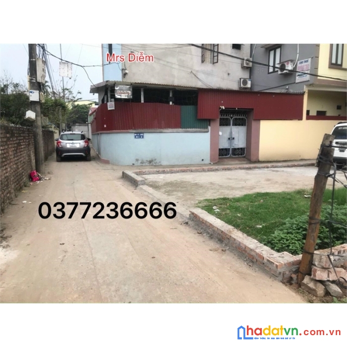 Nhỉnh 1 tỷ, cần bán 2 mảnh đất lô góc 50m, lô thường 40m tuân lề, tiên dương, đông anh.