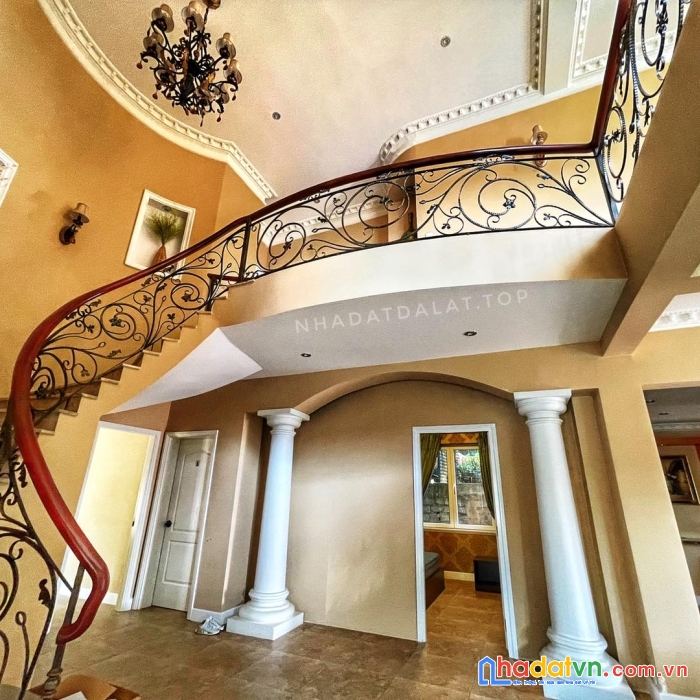 Bán biệt thự thiết kế đậm chất châu âu tại đống đa đà lạt